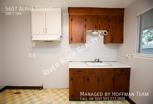 Building Photo - 5607 Alpha St