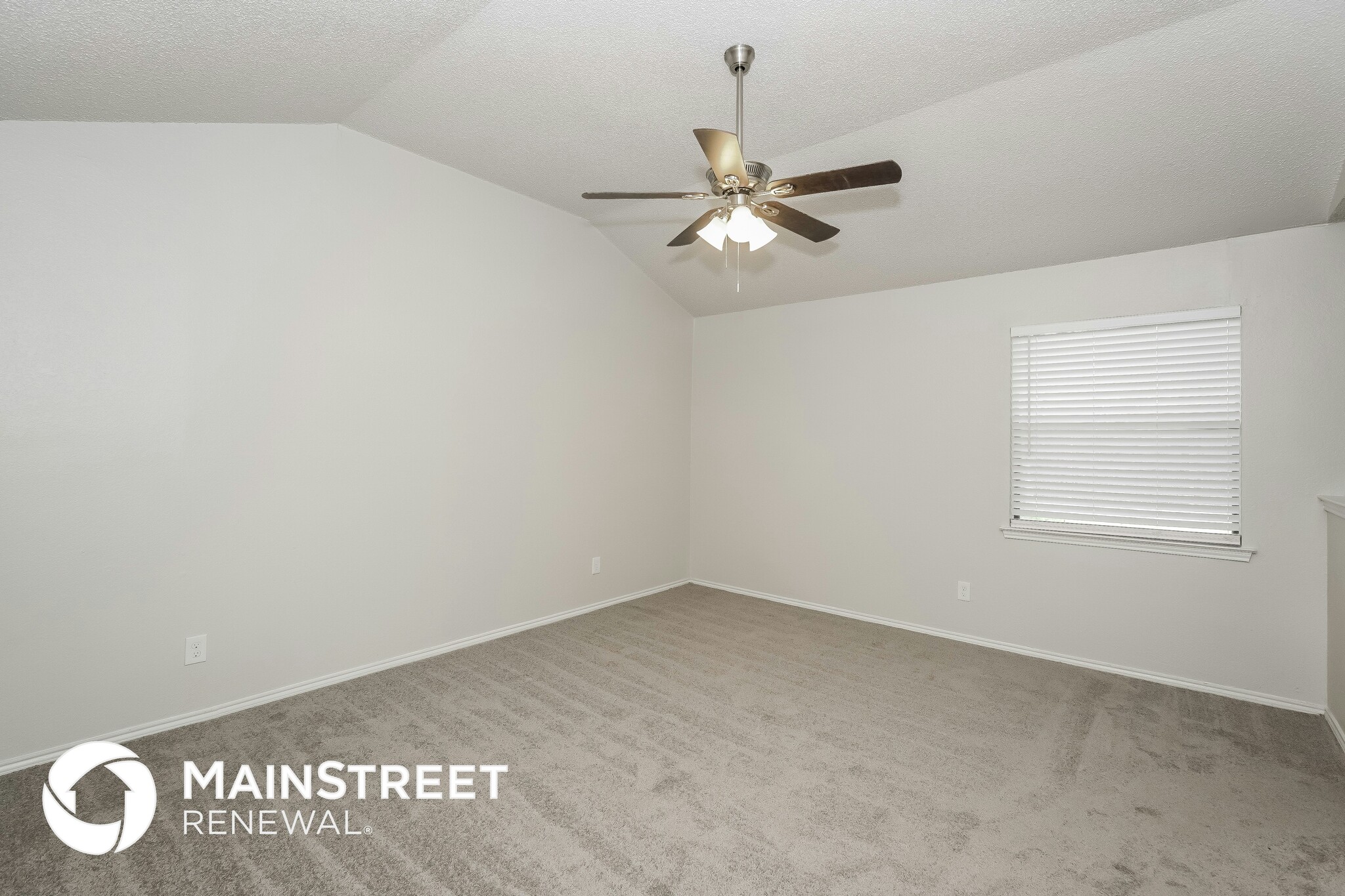 Building Photo - 1072 Westcliff Ave