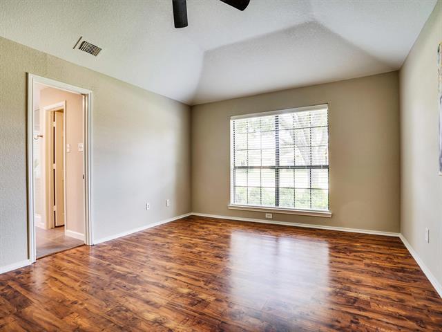 Building Photo - 626 Cribbs Dr