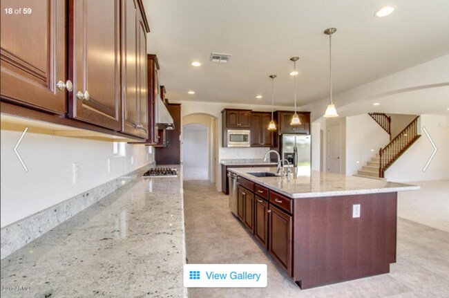 Building Photo - Stunning 5 BD, 4.5 BA home located in the ...
