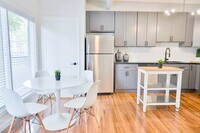 Building Photo - 219 Marshall St