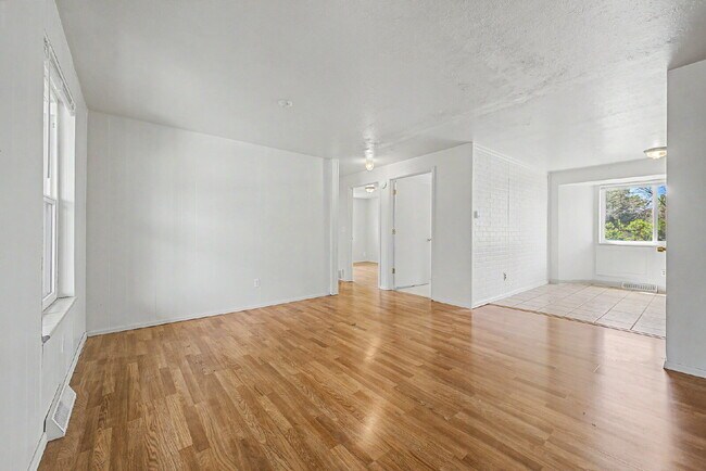 Building Photo - 2519 Danbury Dr
