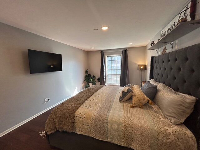 Building Photo - 6851 Roswell Rd