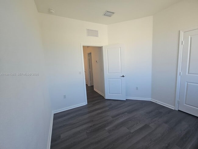 Building Photo - 2944 NW 180th St