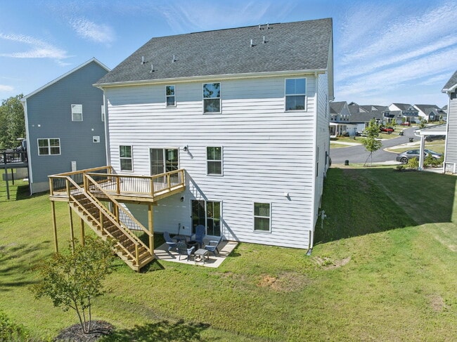 Building Photo - Luxury 5-Bed, 4-Bath Greenville Home in Amenity-Packed Riverstone!