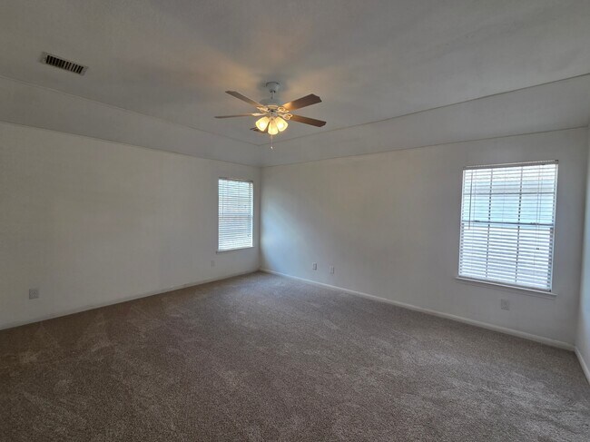 Building Photo - 21526 Oakbridge Park Ln