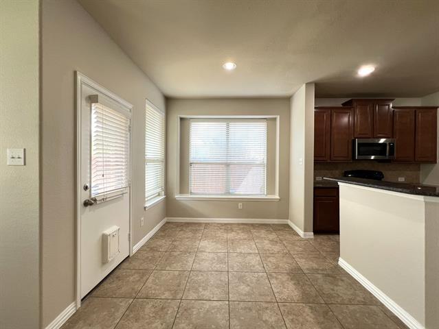 Building Photo - 5753 Fountain Flat Dr