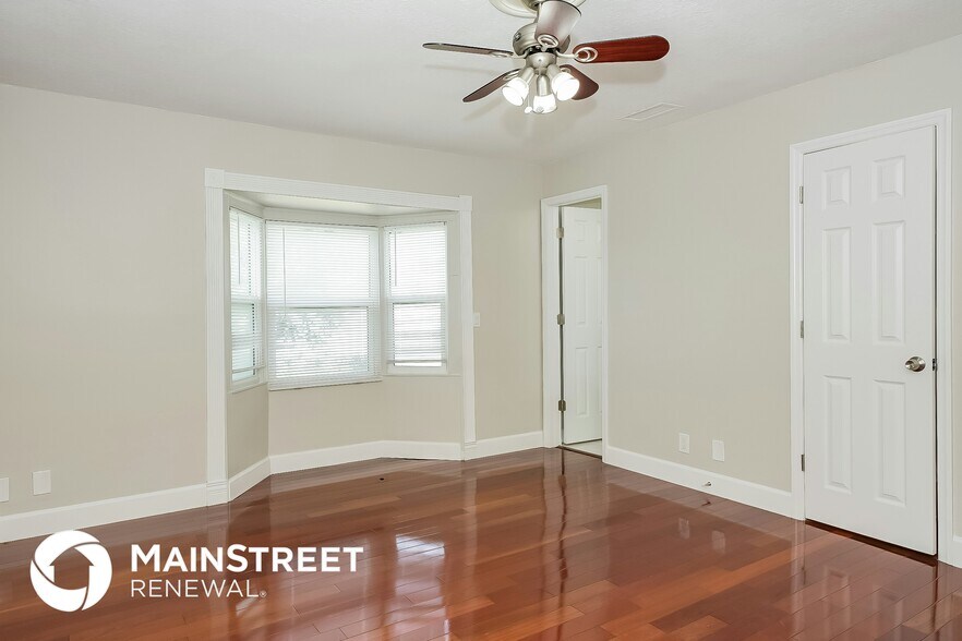 Building Photo - 38 Woodlake Dr