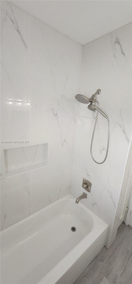 Building Photo - 200 NW 9th St