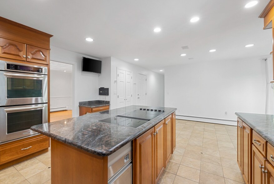 Building Photo - 31 Coolidge Rd