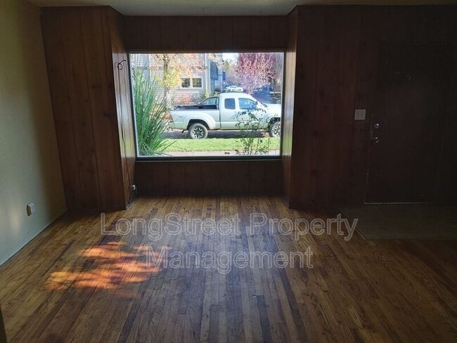 Building Photo - 624 NW 19th