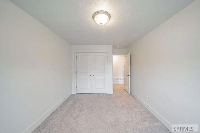 Building Photo - 651 S 2400 W