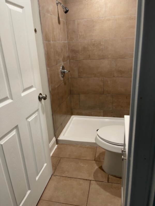 Building Photo - 213 Munson St