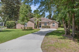 Building Photo - 1181 Westwood Dr