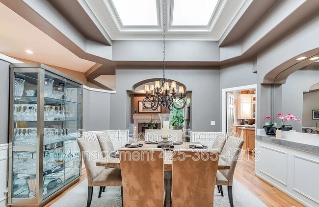 Building Photo - 5571 178th Ave SE