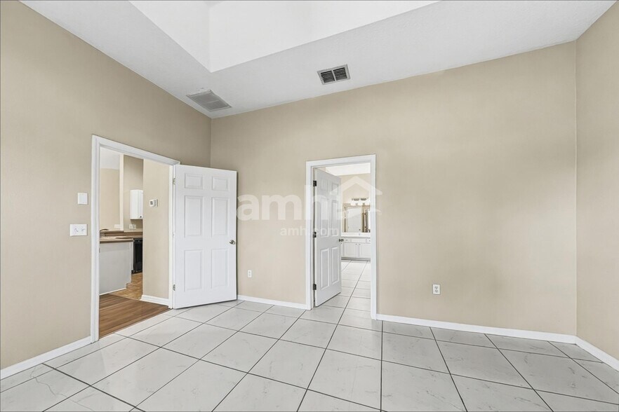 Building Photo - 3828 Alamanda Hills Ln