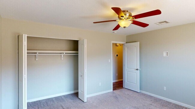 Building Photo - 3206 Thunder Rd