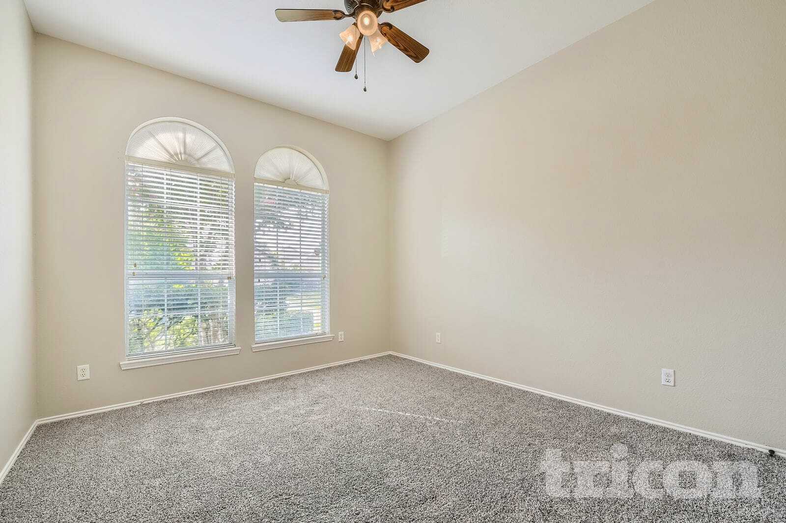 Building Photo - 13129 Padre Ave