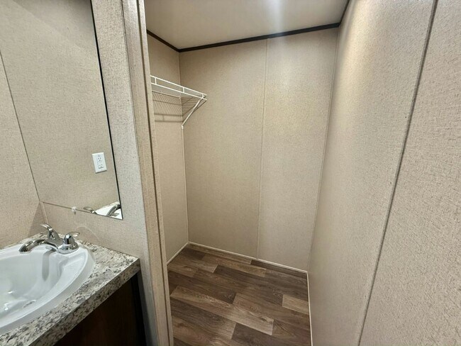 Building Photo - 751 Kernodle Ln