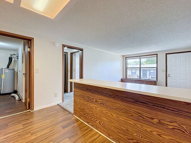 Building Photo - The Hampton - 1 Bedroom 1 Bathroom with inside laundry