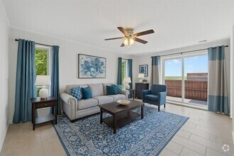 Building Photo - 3431 N Hills Dr