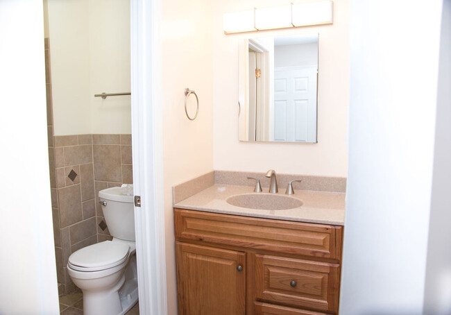 Building Photo - 10331 Bushman Dr