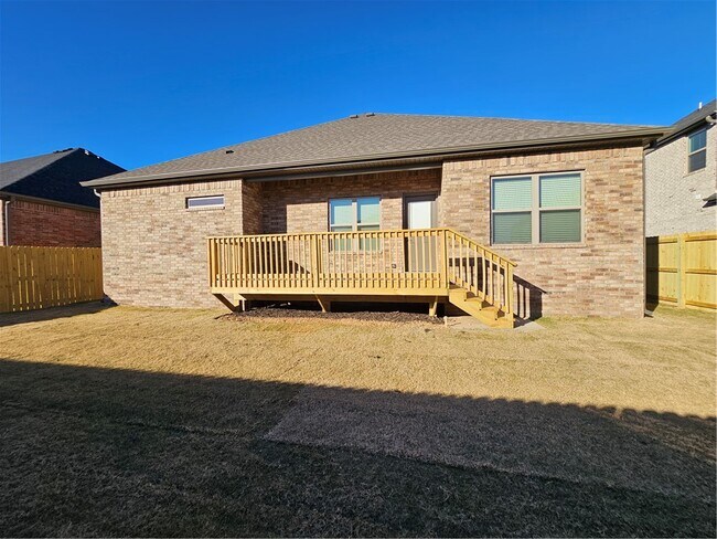 Building Photo - 7207 SW Walnut Grv Ave