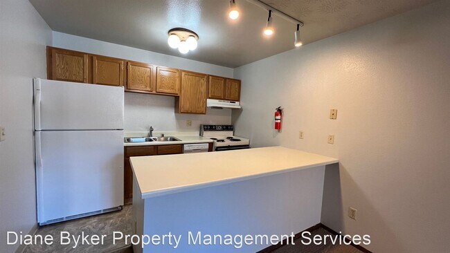 Building Photo - 1 br, 1 bath House - 10250 Jamestown Drive...