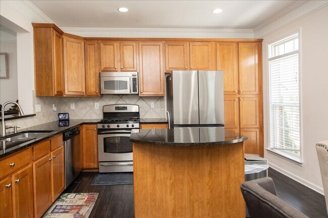 Building Photo - 1654 Wehunt Pl