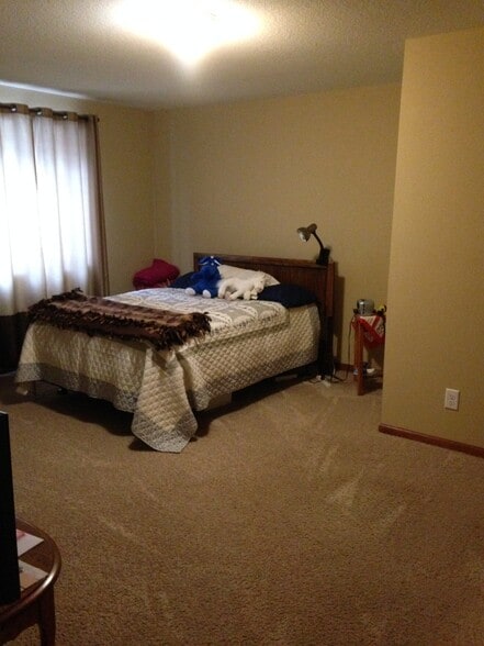 Bed Lower Level - 2901 SE Stonegate Dr