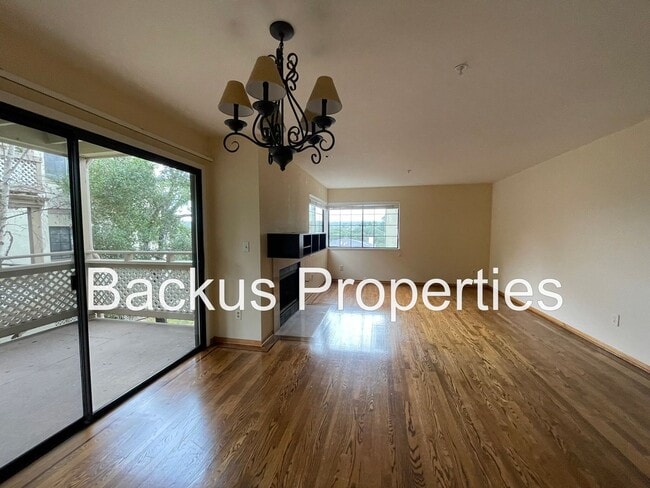 Building Photo - 2BD/2BA Condo in Del Rey Oaks – Great Location & Views
