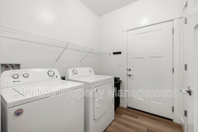 Building Photo - 750 N 260 W