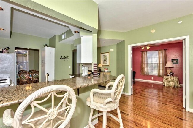 Building Photo - 4200 Sawgrass Point Dr