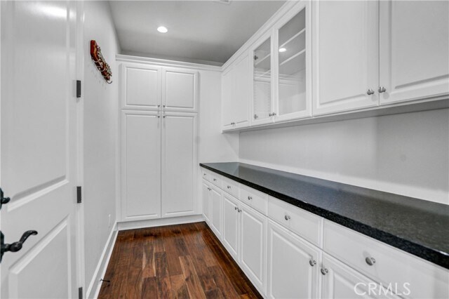 Building Photo - 54 Clifford