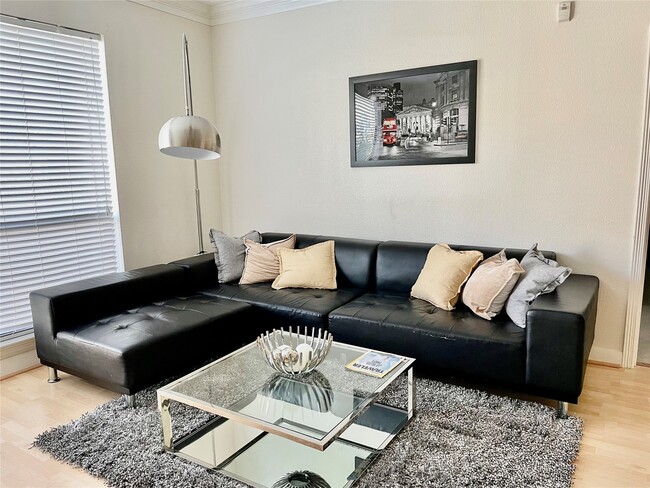 Building Photo - 2299 Lone Star Dr