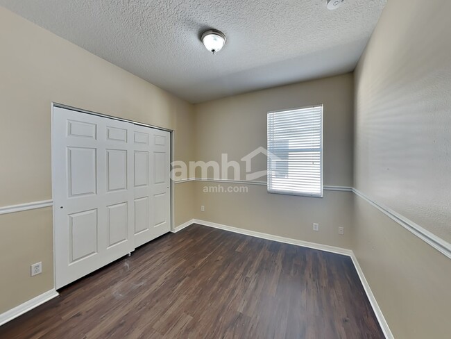 Building Photo - 13136 Oulton Circle
