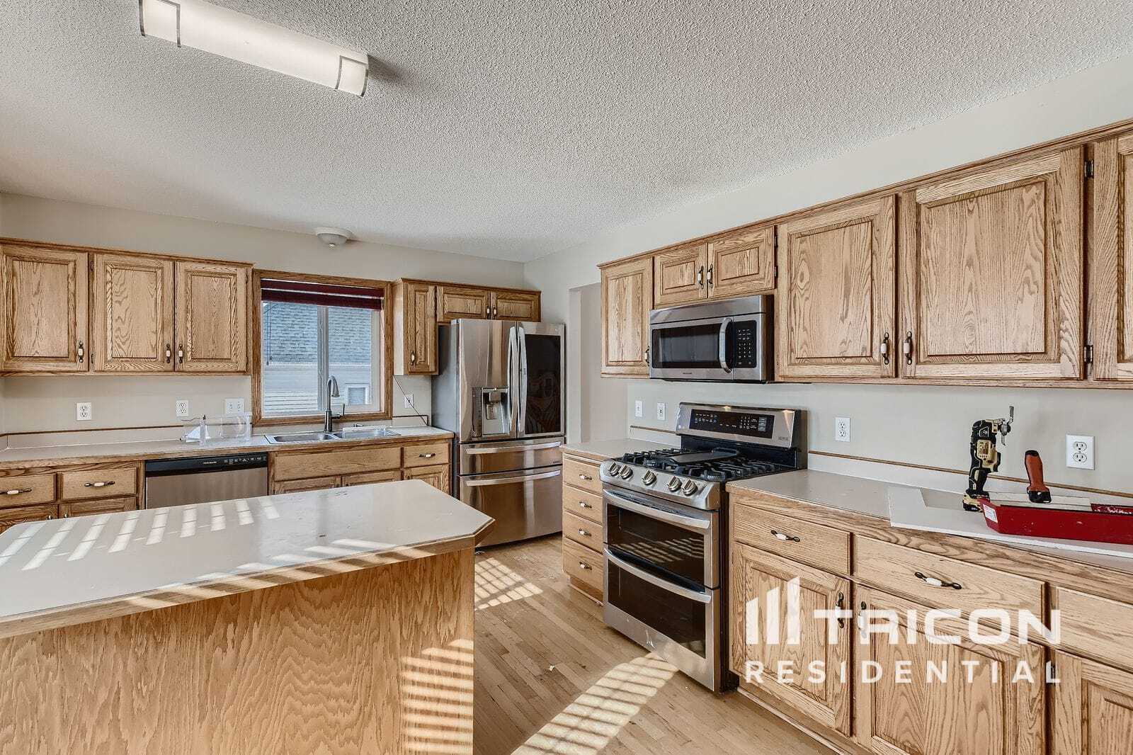 Building Photo - 4212 Hidden Pond Trail NE