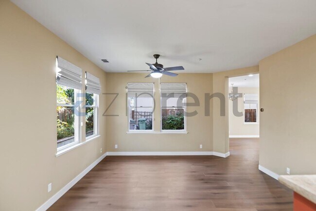 Building Photo - 1294 Pistachio Terrace