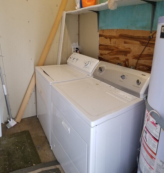 Building Photo - 246 Chorro St