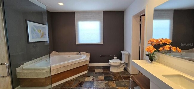 Building Photo - 2115 Alvarado Ln
