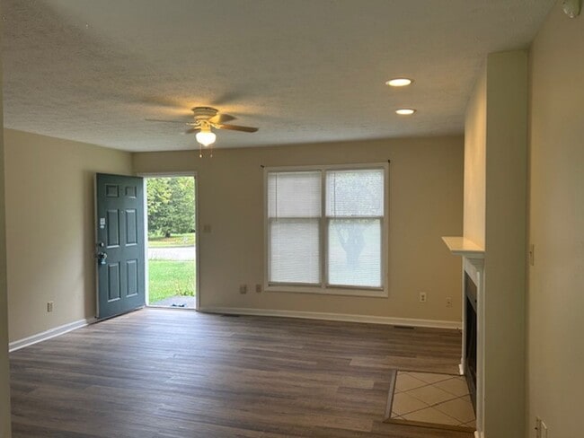 Building Photo - Southside Ranch Home     260129