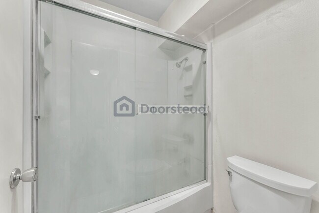 Building Photo - 1771 Broadway St