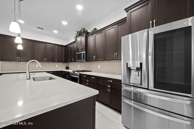 Building Photo - 8849 Pallazzo Terrace