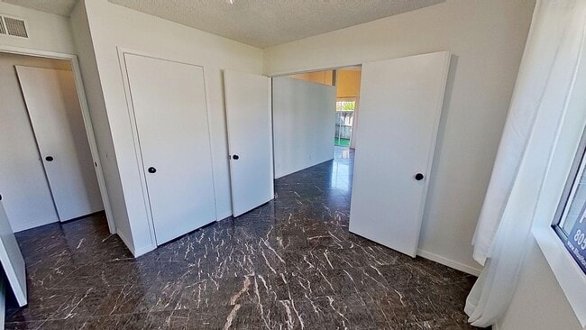 Building Photo - Spacious 3bed/2bath Goleta Condo