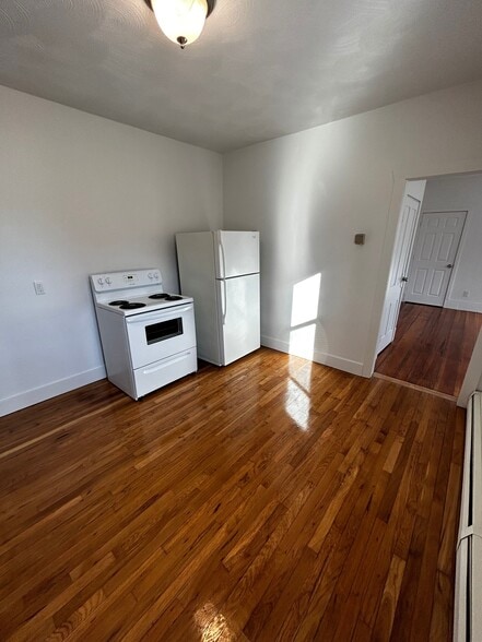 Building Photo - 155C Danielson Pike