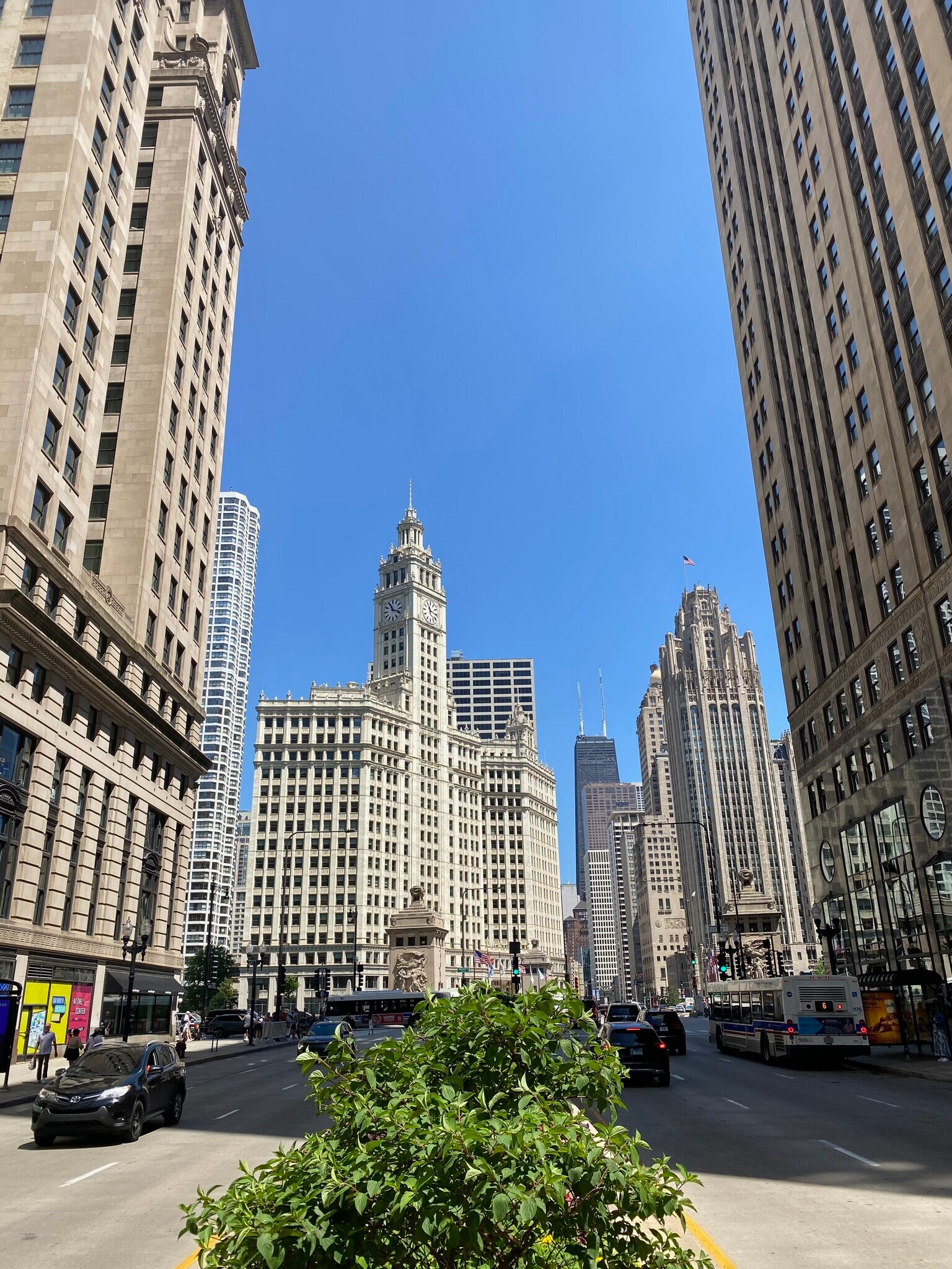 Building Photo - 326 N Michigan Ave