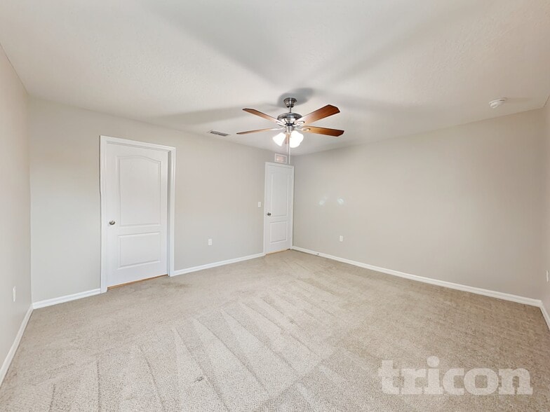 Building Photo - 44 Pritchard Dr