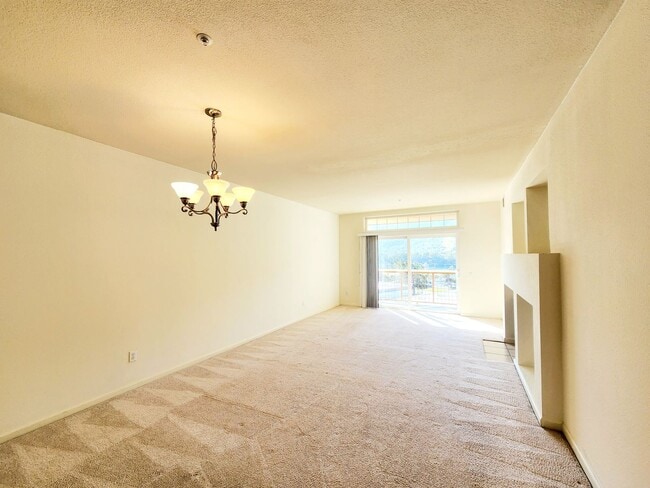 Building Photo - Beautiful Brisbane condo