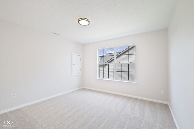 Building Photo - 18879 Monarch Springs Dr