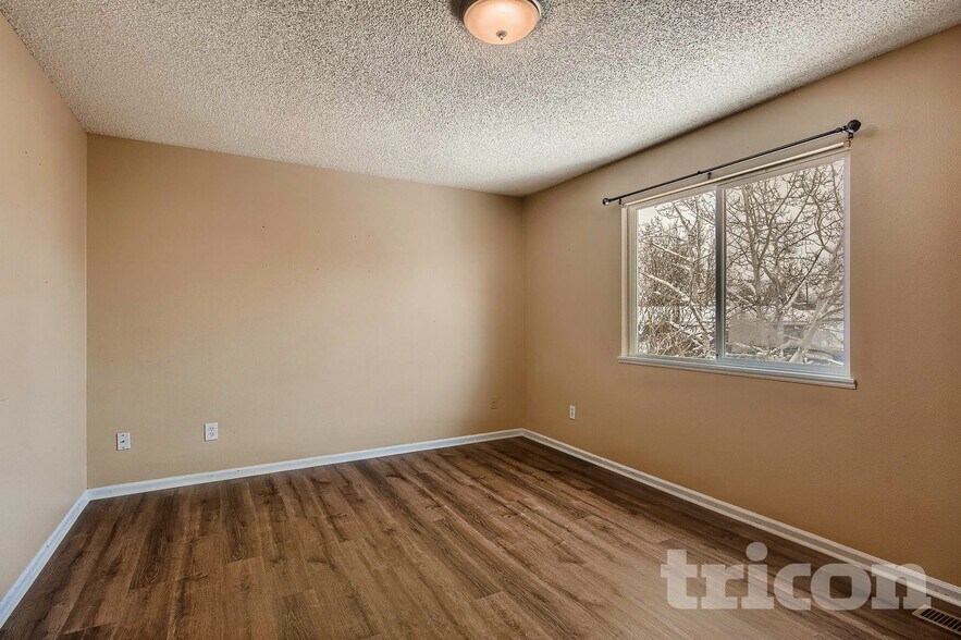 Building Photo - 1459 Cattail Dr